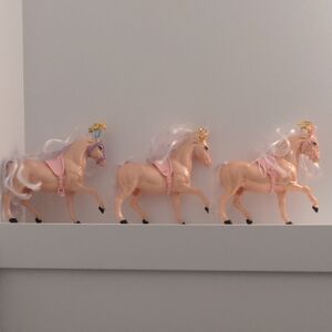 Set of Three Cream Princess And The Paper Barbie Horses